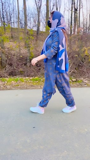 143K views · 1.1K reactions | #viralreels❤️❤️❤️❤️ viralreels #trending songs | Urfi makeup aartist | Facebook