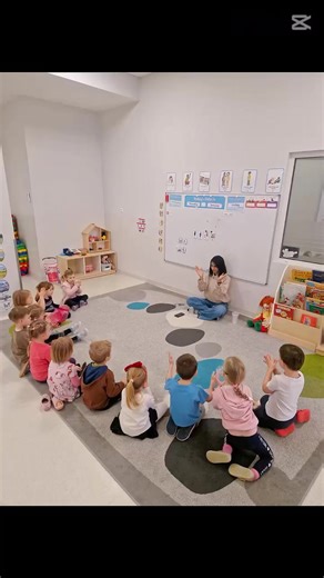 🌱💛 Formative Assessment in Preschool Education 💛🌱 At our last teacher training, we explored the power of formative assessment in early childhood learning. By observing, listening, and responding to children’s needs, teachers can support development in a meaningful and age-appropriate way. ✨ An important part of this process is self-assessment—helping young children reflect on their own learning, build confidence, and develop early awareness of their progress. Formative assessment helps us un