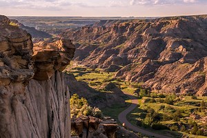 Top 10 Places To Visit in Montana that Aren't Yellowstone National Park - Montana's Marketplace - Made In Montana Gifts