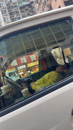154K views · 196 reactions | 香港人，瞓喺屋企，唔好瞓喺車，佢哋阻晒啲路。 People of Hong Kong, sleep in your homes, don't sleep in your cars, they're blocking all the roads. ہانگ کانگ کے لوگو گھروں میں سویا کرو گاڑیوں میں نہ سویا کرو سارے راستے بند کر دیتے ہو #sleeping #INROADS #daylife #hongkong | Wasif Khan | Facebook