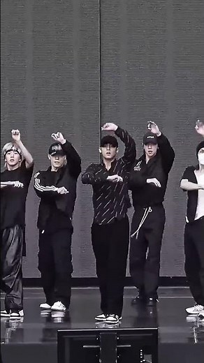 SEVENTEEN 'MAESTRO' Dance Practice #Mirrored
