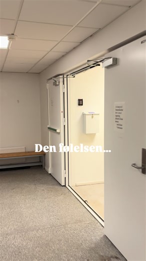 Neida så. Kan godt kle på 2 hylende unger uteklær og komme 30 minutter for sent til jobben, jeg. 😭 #fyp #humor