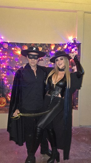 1.5M views · 32K reactions | Se atora en cada esquina.... alguien mas con un esposo con personalidad de golden? Y yo... todo lo contrario 藍 | Elsa Burgos de Siller | Facebook