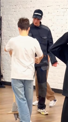 CLEANER DANCER PRANK 🤯🔥 KIDS IN SHOCK 😂