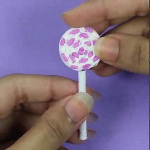 How to make a Paper Lollipop | Tissue Paper Lollipop | DIY Easy Tissue Craft Ideas | Crafts for Kids | EzzyCraftsDIY. #ezzycraftsdiy #paperlollipop #tissuepapercraft #tissuelollipop #lollipopcraft #craft #lollipop #craftforkids #kidscraft #kidscrafts #papercraft #papercrafts #diy #easycrafts #craftideas #easycraftidea | Ezzy Crafts DIY