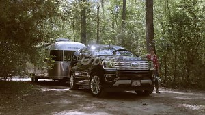 Park confidently with Trailer Backup Assist The Ford Expedition Built to be a Better Big | Ford Motor Company