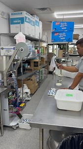 Salsa packaging machines 🤝🤝 * SERVICE 💯 *PARTS 💯 * SHIPPING 💯 *GUIDANCE 💯 . . . . . . . . . . . . . . . #california #tacos #chicago #houston #mexicanrestaurant #houstontexas #mexicanfood #houstontx #taquerías #tacos #businessowner #foodtruck #california #washington #seattle #seattlefood #foodies #comidamexicana #micheladas #mangonada #monterrey #monterreymexico U•I #monterreyn! #monterreynuevoleon #jalisco #michoacan #pallerias #taqueria #saltillocoahuila #saltillo | Monvic.Co