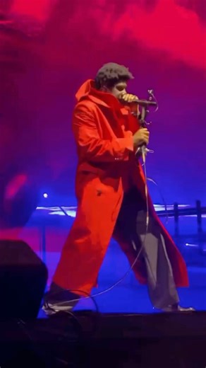 Labrinth live at Coachella 2026