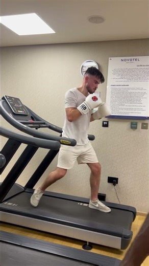 Comment boxer à reculons ? 🥊 #boxing #boxanglaise #entrainement #sport #mmatraining