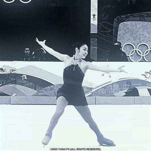 Celebrating Christmas with Yuna Kim's Figure Skating