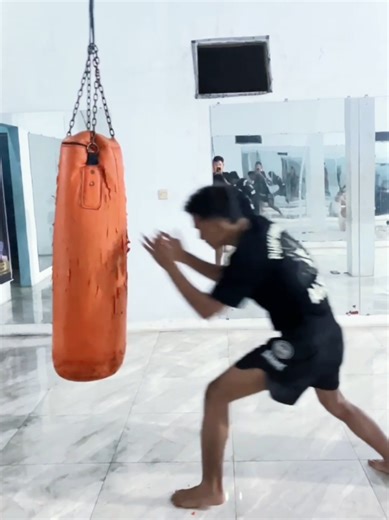 Mastering the Elbow Technique in Boxing