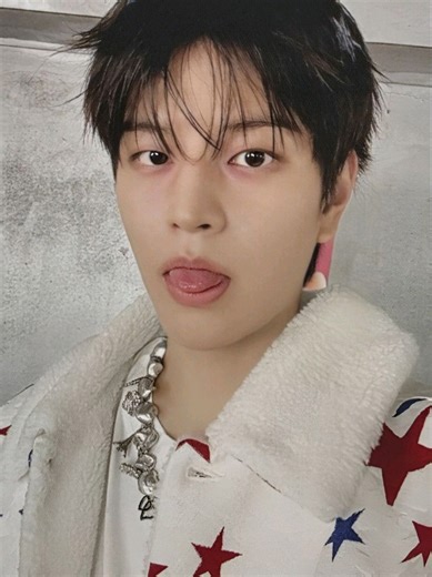 Essa parte do Seung em Divine é boa dms • Quero saber s eminha casa é Grifinória ou Sonserina, mas entre as duas acho q sou sonsa msm • Talvez eu poste tutorial desse theme ai amanhã, se eu lembrar como faz | Ib :: Meu | Tags :: #fyp #contademoot #moots? #comunidademoot #lehamigavel