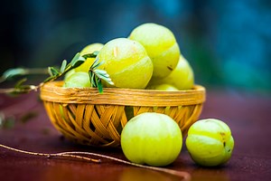 आंवला के फायदे व नुकसान | आमला जूस के फायदे | Amla Benefits in Hindi