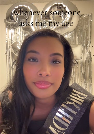 I just turned 29… what do you mean!? 😂 #birthdaygirl #birthday #32yearsyoung #fyp #happybirthday