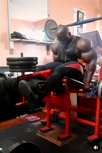 Hulk vs Musculação: A Comparação Real