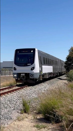 The new Australind on a trial run near Byford #train #transperth #railfan #westernaustralia