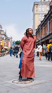 Fik & Vik & The forbidden dance technique 👊#daily #travel | Vik White