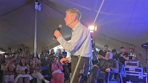 On this day last year Luke Kellys brother Paddy joined myself, Trevor Sexton and Ger O Donnell on stage at The Luke Kelly festival for a very special and emotional performance. A song called The Red Haired Minstrel Boy which is all about Luke, his passing and how Dublin would forever mourn their favourite son and keep alive his songs. Kept alive indeed are these great songs and it's truly an honour to sing them. I'm delighted to be invited back again this year to sing a couple of songs on Sunday