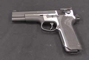 S&W 3566: An IPSC Game-Changer that Didn’t - Forgotten Weapons