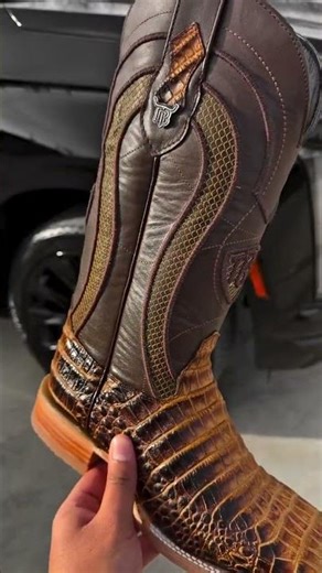 A Closer Look At Our New Two Tone Caiman Belly Boots For ONLY $129🐊🍯 Available EXCLUSIVELY At TEXA