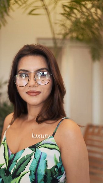 Discover eyewear designed with comfort, clarity & clean aesthetics in mind #premiumeyewear #eyewear