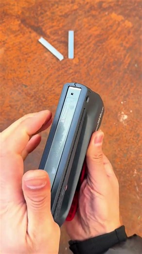 Simple and easy to use manual nail gun