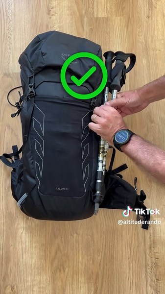 👉 Comment bien accrocher tes bâtons sur ton sac de rando #conseils #montagne #altituderando #rando