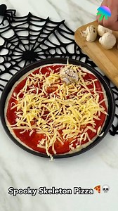 Spooky Skeleton Pizza 🍕💀 | Pixel Pop