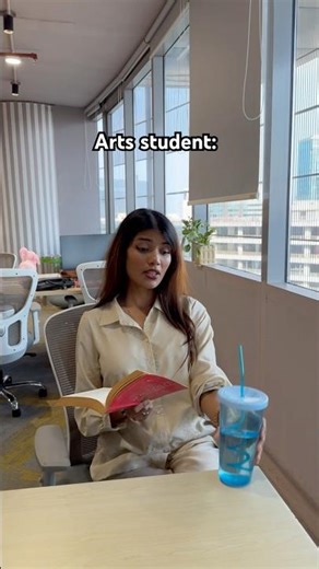 COMMERCE STUDENTS vs ARTS STUDENTS🔥😝#shorts #relatable #arts #commerce #students #funny #fy #fyp