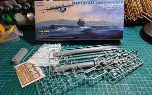 小号手1/350 033型潜艇＋水上轰炸机5模型板件展示