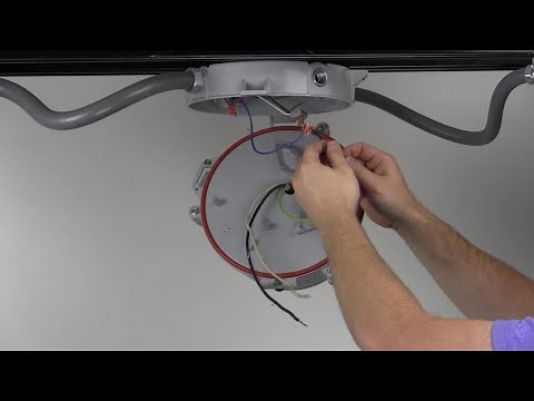Appleton™ Contender™ LED Series Luminaires Installation Video