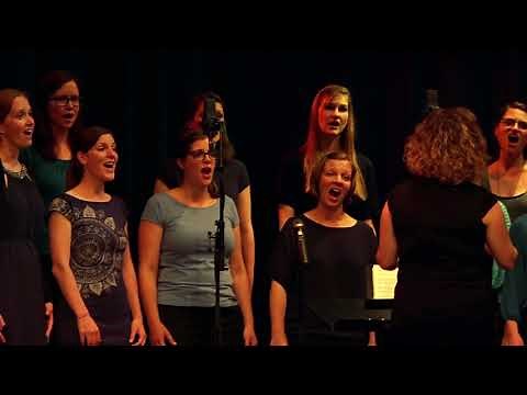 AGUA VOIGAS - An Irish Blessing (James E. Moore)