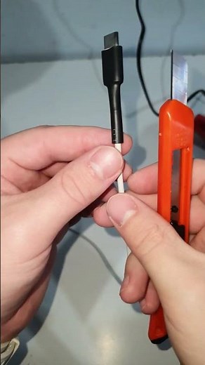 Sabe aquele cabo USB quebrado? Faça assim!