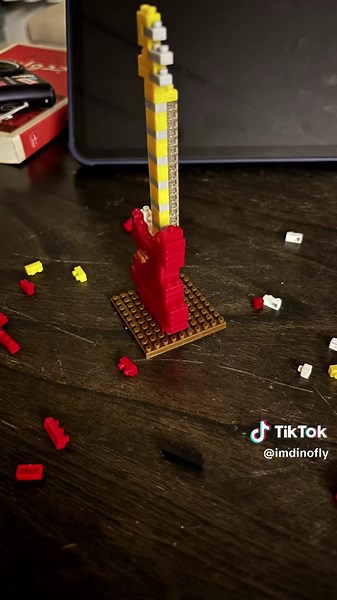 Construindo minha guitarra de LEGO