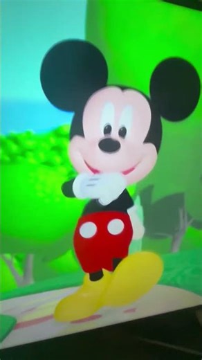 Mickey Mouse Clubhouse - Wayne Allwine Vs. Bret Iwan
