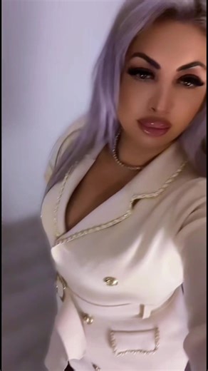 Videoclipuri postate de Lenuta Finu (@lenutafinu) cu Waga Waga - Alien Skin Official