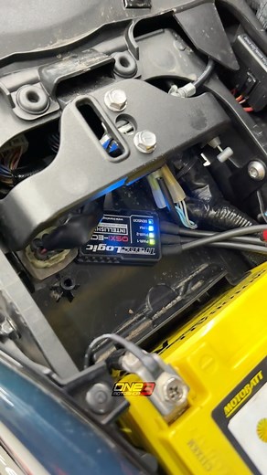 TRANSLOGIC QSXi Intellishift Quickshifter Made in UK🇬🇧 On Kawasaki ZX6R Mr. @zixenix 🔥 Features : • Adaptive Shift Technology Adapting to your Riding Style • Dual Channel Sensor with Road or Race Shift Pattern • MotoGP Seamless Shift Simulation • DURAShift Special Stainless Steel Sensor Construction • Trusted by OEM’s and Factory Fitted • All Parts for Installation Included • Simple, Safe & Easy Installation. #one3kawasakizx6r #one3translogic #kawasakizx6r #translogicquickshifter Mind to visi