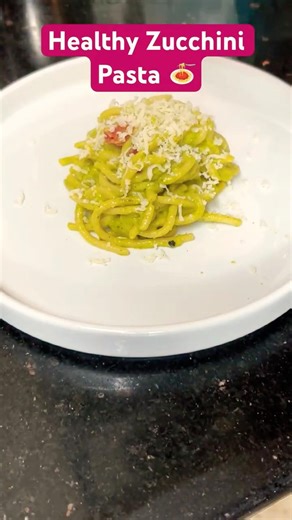 Healthy Zucchini Pasta 🍝 | Creamy, Cheesy & No Maida!