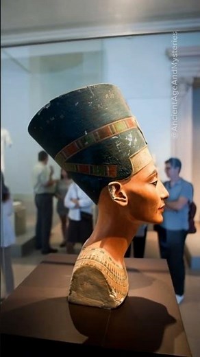 Who Was Nefertiti? The Story of the Famous Egyptian Queen