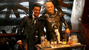 Red Dwarf - X: 4. Entangled