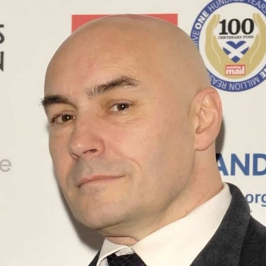 Grant Morrison comes out as non-binary, no-one is surprised but it's very important - Soundsphere magazine