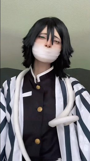 Iguro calm down🥺👹 ‪@Nao2.1‬ is Obanai #demonslayer #cosplay #obanai #mitsuri