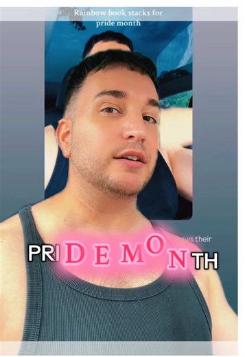 Got my blank tank BACK on baby!! for another bookish post-gym pride talk!! I hope this helps! And if anyone wants to comment with their own rainbow book list 👀👀👀 #booktok #bookish #reading #lgbtqia #pridemonth #author #ryanlasala