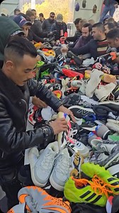 Jual sepatu bekas di luar negri. kata siapa sepatu bekas kw semua hahahha | Taukau Sepatu