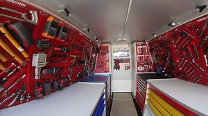 204K views · 1.2K reactions | 狼 On vous dévoile l'un de nos secrets... Voici comment sont préparés les camions de démonstration FACOM  | FACOM France | Facebook