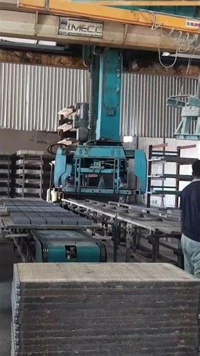 Flawless Interlock Cubing in Action #smartblockline #concreteblocks #automobile