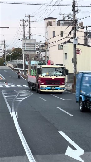 トナミ運輸さんに似てるなあ😆#トラック #automobile