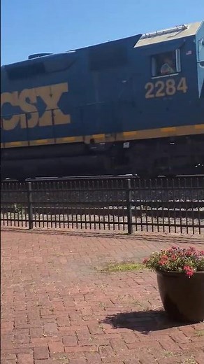 CSX 2284 CSX 6925