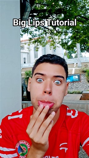 Tutorial dos Lábios Grandes KAKAKAKA FICOU MUITO ESQUISITO #viral #shortssprintbrasil