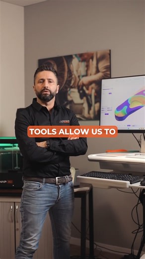1.2K views · 24 reactions | In this studio, the software tools allow us to create insoles of various types, using different materials as well as different production technologies. We have both subtractive and additive manufacturing, with 3D printers or CNC milling machines. #sensormedica #ourmission #plantaranalysis #bodyanalysis #technicalsolution #noninvasive #spine3d #baropodometry #AnalysisTools | Sensor Medica | Facebook
